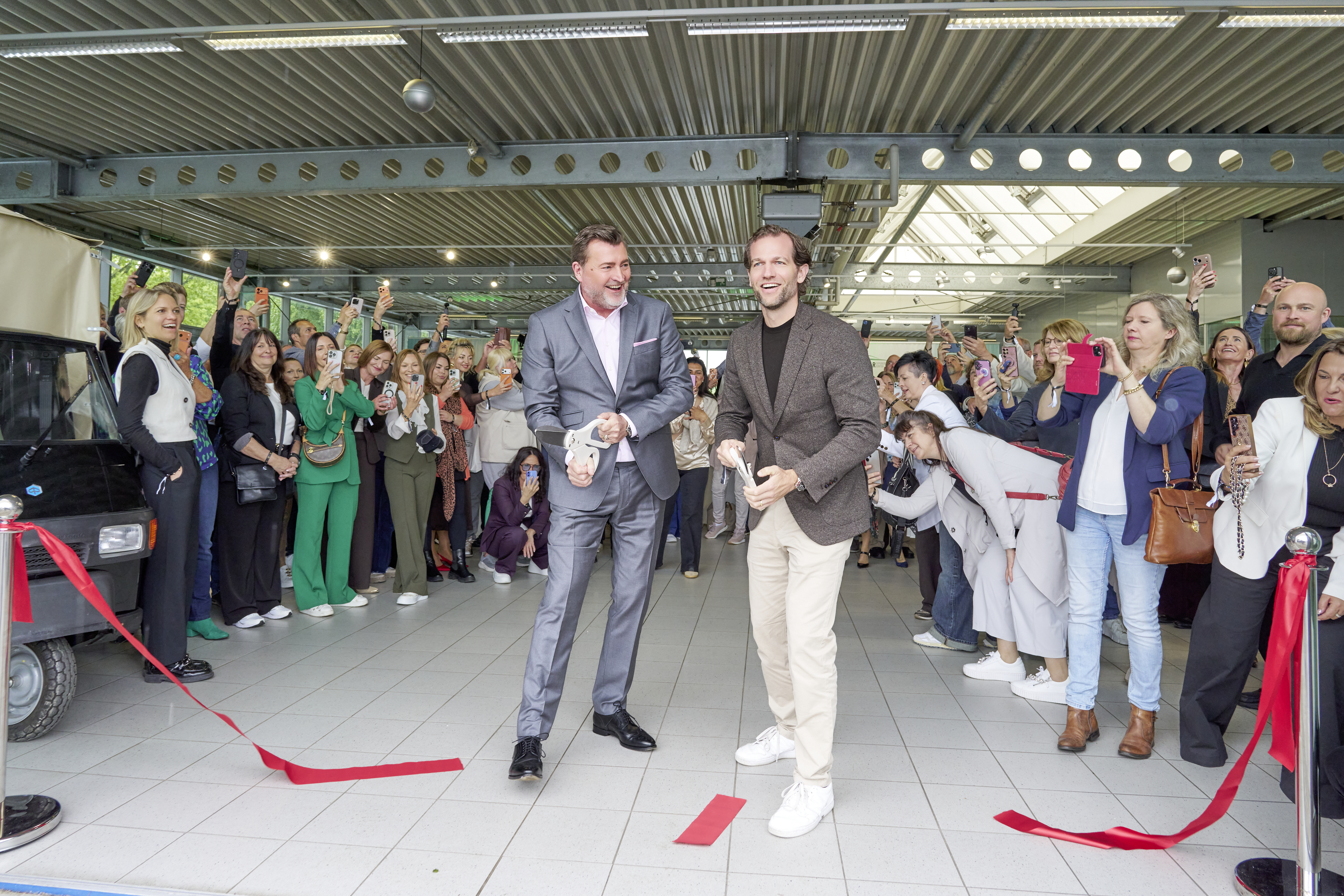 LR Health & Beauty und Senger eröffnen exklusives Experience Center in Ahlen